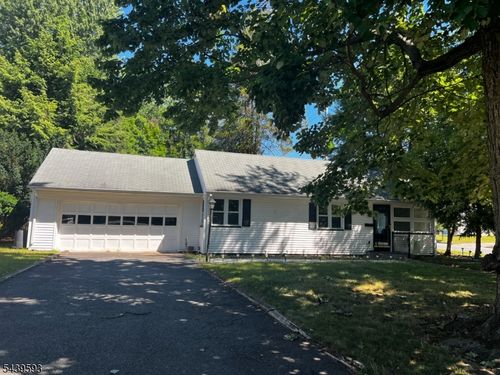 4 Beverly Rd, Glen Rock, NJ, 07452-3008 | Card Image