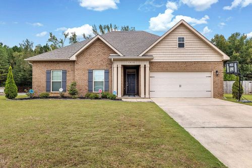 1818 Magnolia Ln, Cullman, AL, 35055-9519 | Card Image
