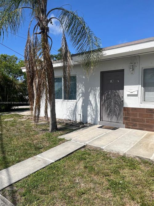 1n-1641 Taft St, Hollywood, FL, 33020-3215 | Card Image