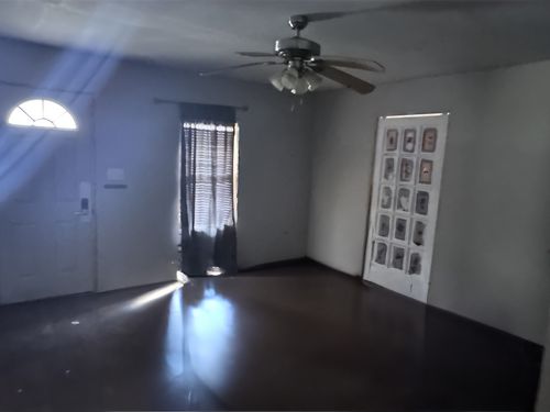 706 Lincoln Ave, Jerseyville, IL, 62052-1357 | Card Image