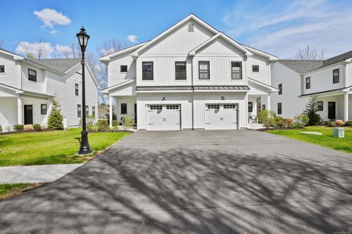 4-37 Old Route 7, Brookfield, CT, 06804-1732 | Card Image