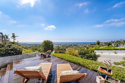 561 Avenida Del Verdor, San Clemente, CA, 92672-2451 | Card Image