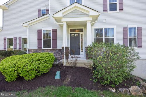 3402 Bergamont Way, CHESTER SPRINGS, PA, 19425-2131 | Card Image