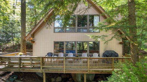 55 Lake View Dr, Adirondack, NY, 12808-2300 | Card Image