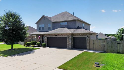 2704 Whispering Woods Ct, Lowell, AR, 72745-6004 | Card Image