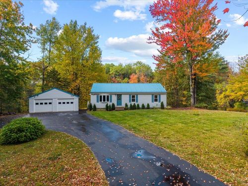 160 Falmouth Road, Windham, ME, 04062 | Card Image