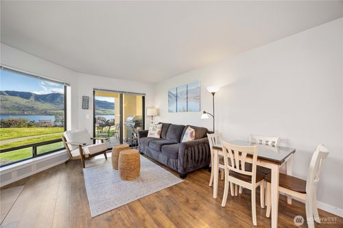 17-1-100 Lake Chelan Shores Dr, Chelan, WA, 98816-9868 | Card Image