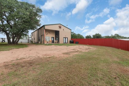 609 W Leon St, Llano, TX, 78643-1238 | Card Image