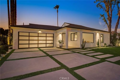 8161 Encino Ave, Northridge, CA, 91325-4506 | Card Image