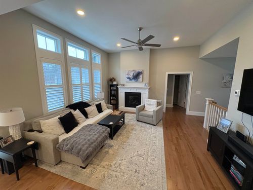 3 Testament Cir, Nashua, NH, 03062-1057 | Card Image