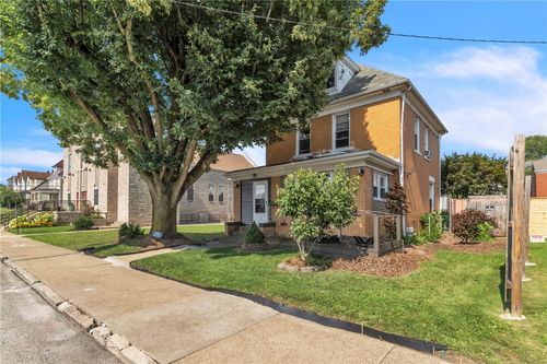 1134 Leishman Ave, New Kensington, PA, 15068-5605 | Card Image