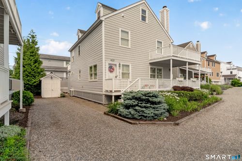 679-679 Fairfield Beach Rd, Fairfield, CT, 06824-6730 | Card Image