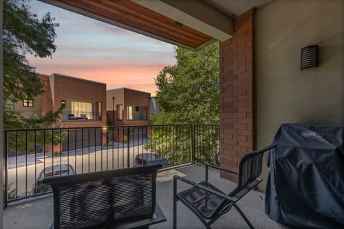 apt-3205-2608 Museum Way, Fort Worth, TX, 76107-3080 | Card Image