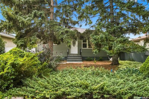 448 Robinson Street, Regina, SK, S4R3R4 | Card Image