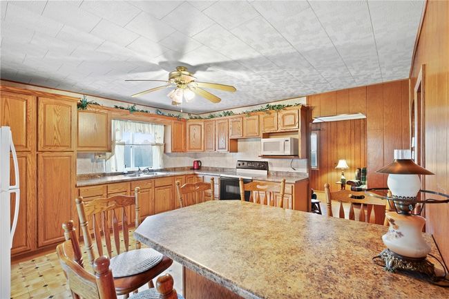 385 Frantz Rd, House other with 3 bedrooms, 2 bathrooms and 5 parking in Confluence PA | Image 25