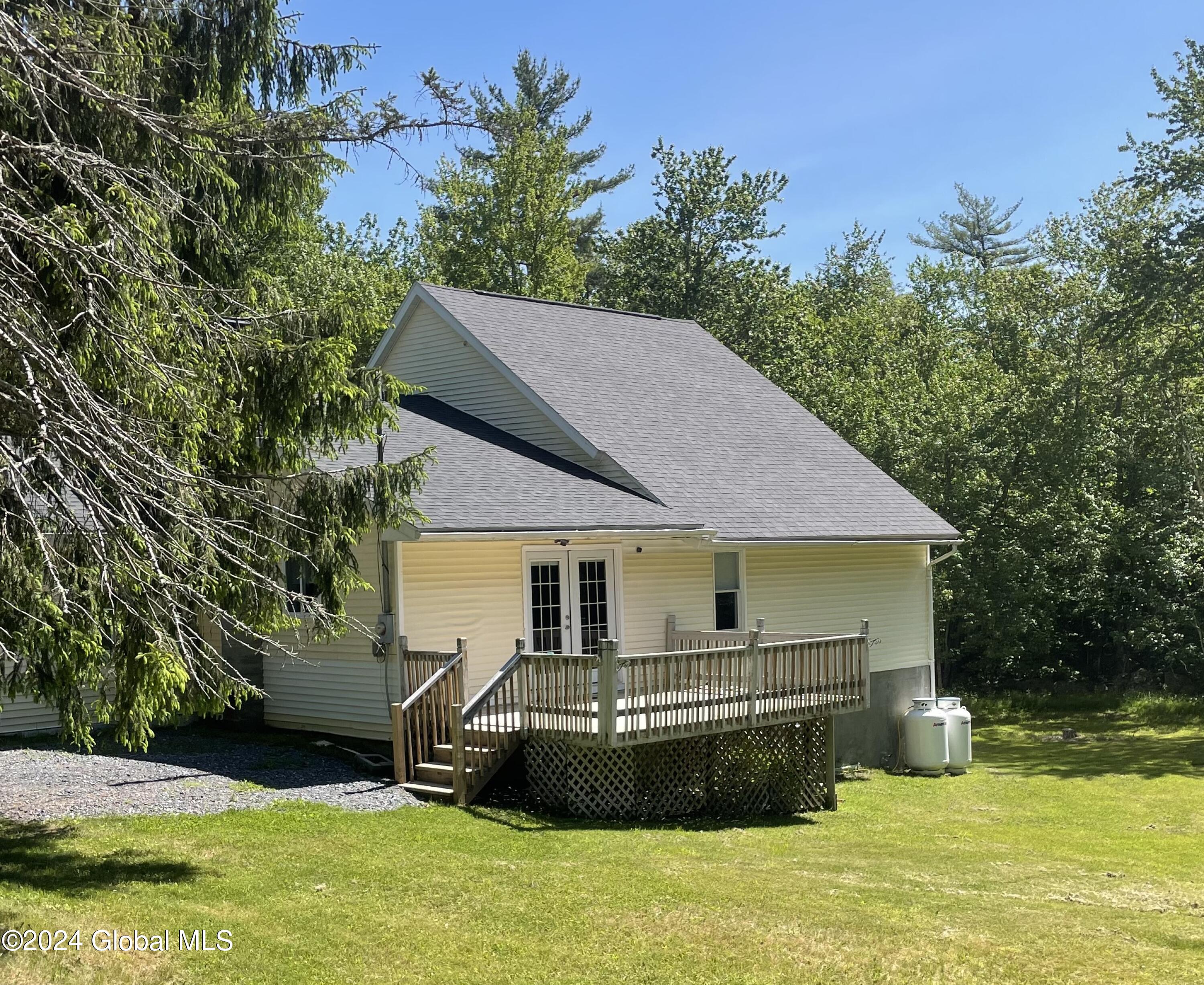 Varville Rd, Petersburg, NY 12138