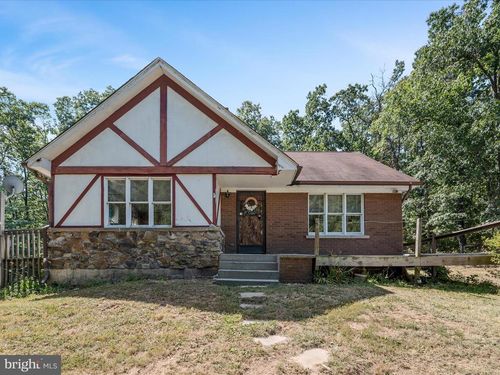 351 Ridgeview Rd, GORE, VA, 22637-1741 | Card Image