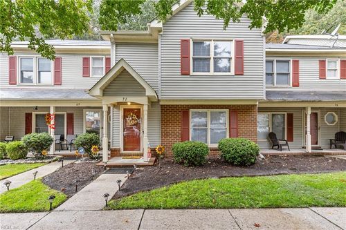 71 Hollis Wood Dr, Hampton, VA, 23666-5657 | Card Image