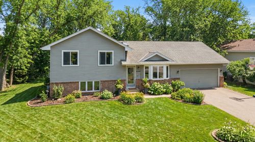 6340 Larch Ln N, Maple Grove, MN, 55369-6000 | Card Image