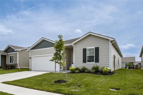 27031 E Oak View Dr, Lee's Summit, MO, 64086 | Card Image