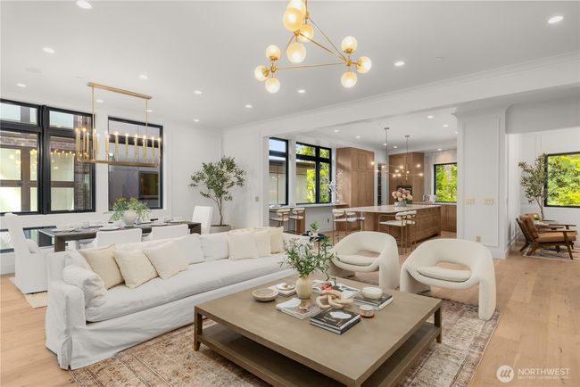7116 Ne 119 Th Ln, House other with 4 bedrooms, 4 bathrooms and 2 parking in Kirkland WA | Image 6