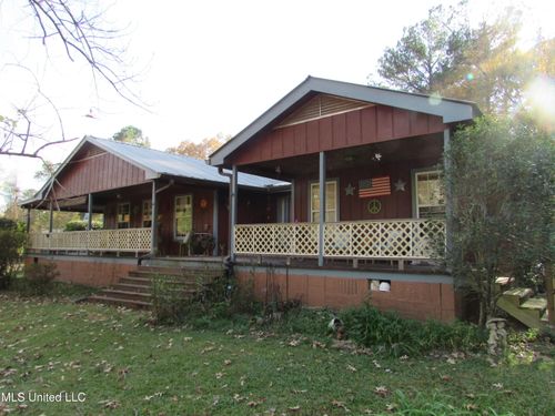 131 Fox Run Rd, Canton, MS, 39046-9633 | Card Image