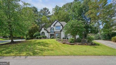 601 Ashwood Court, House other with 4 bedrooms, 2 bathrooms and null parking in Woodstock GA | Image 2