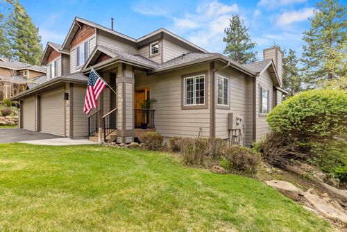 5018 Swallow Ct, Klamath Falls, OR, 97601-9141 | Card Image