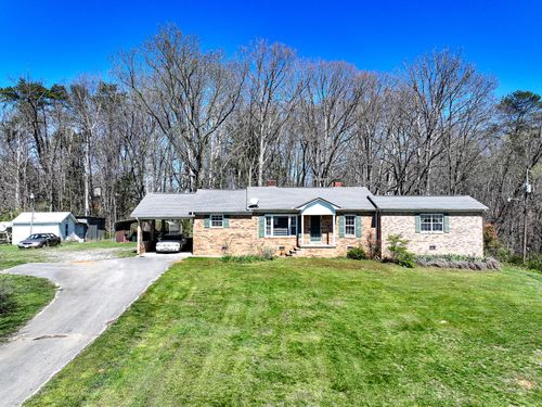 2915 Enka Hwy, Morristown, TN, 37813-2740 | Card Image