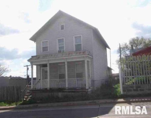 422 N Marquette St, Davenport, IA, 52802-1309 | Card Image