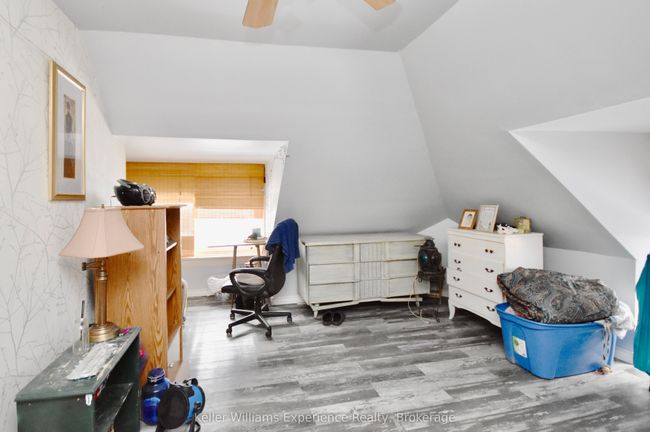 342 King St, Home with 0 bedrooms, 0 bathrooms and 4 parking in Midland ON | Image 41
