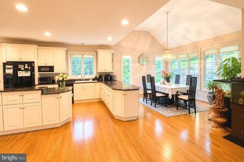 15 Oxford Way, WILMINGTON, DE, 19807-2577 | Card Image