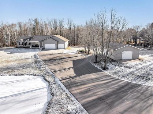 1872 Cross Road, LITTLE SUAMICO, WI, 54171 | Card Image