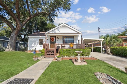 172 Summer Place, Biloxi, MS, 39530 | Card Image