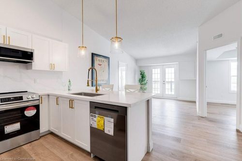 409-1491 Maple Ave, Milton, ON, L9T0B8 | Card Image