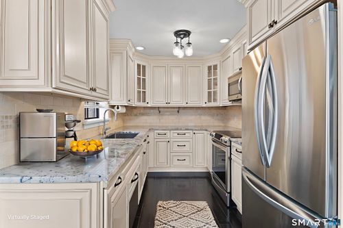 141-141 Spring Gln, Shelton, CT, 06484-3874 | Card Image