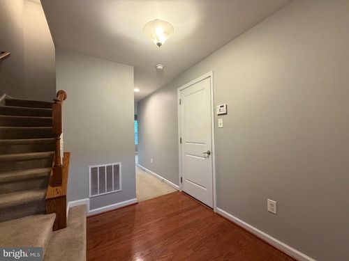 n6-2102 E Oak Road, Vineland, NJ, 08361 | Card Image
