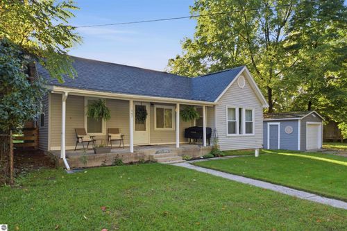 1667 Ewing St, Grawn, MI, 49637-9420 | Card Image