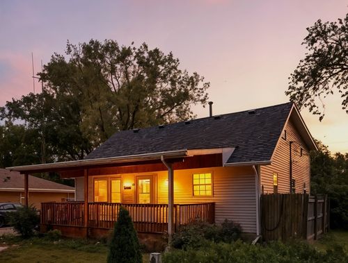 1820 E Eagle St, Kankakee, IL, 60901-5714 | Card Image