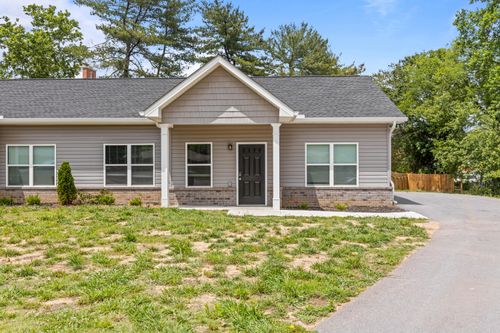 4718 Metro Park Ln, HIXSON, TN, 37343-5781 | Card Image