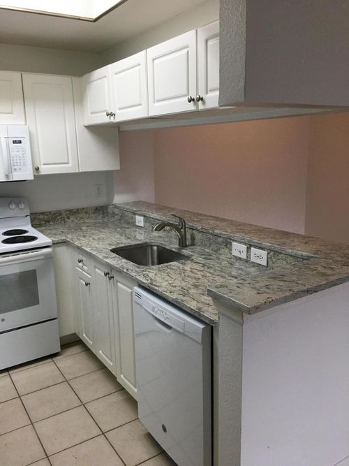 302-2801 Sarento Pl, Palm Beach Gardens, FL, 33410-2926 | Card Image