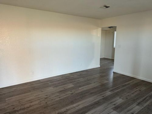 apt-1-3010 Milton Dr, Mojave, CA, 93501-1374 | Card Image