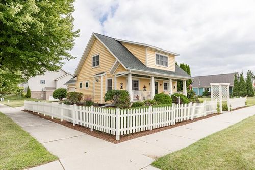 1034 Wisconsin Ave, Sheboygan, WI, 53081-3944 | Card Image
