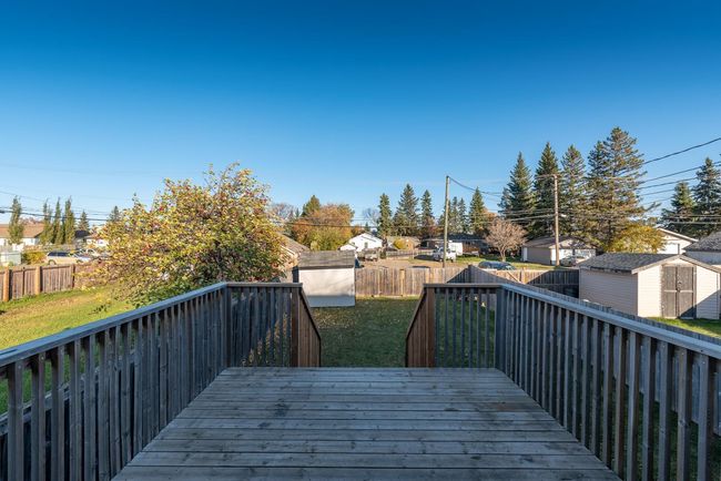 5315 50 Avenue, House other with 4 bedrooms, 2 bathrooms and 3 parking in Lloydminster SK | Image 32