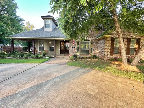 205 Old Palmetto Rd, Benton, LA, 71006-8733 | Card Image