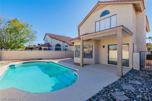 370 Rushing Creek Ct, Henderson, NV, 89014-5180 | Card Image