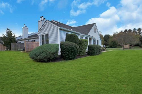 apt-4d-2555 Youngs Ave, Southold, NY, 11971-1697 | Card Image