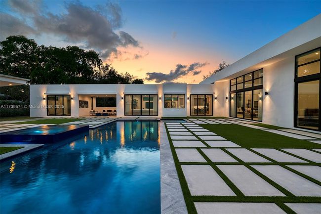 6830 Sw 104 Th St, House other with 7 bedrooms, 8 bathrooms and null parking in Pinecrest FL | Image 54