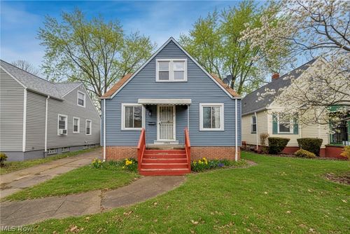 14905 Harvard Ave, Cleveland, OH, 44128-1905 | Card Image