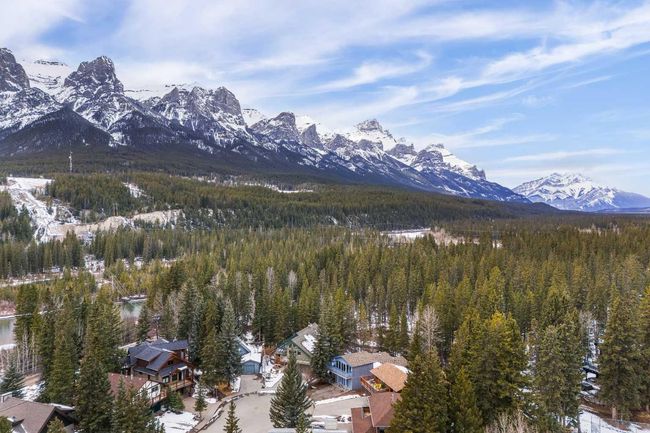 1 Riverview Place, House other with 5 bedrooms, 4 bathrooms and 4 parking in Canmore AB | Image 42